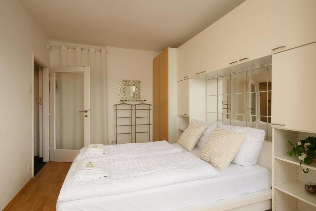 Modern Vienna Apartment In Prime Location Extérieur photo